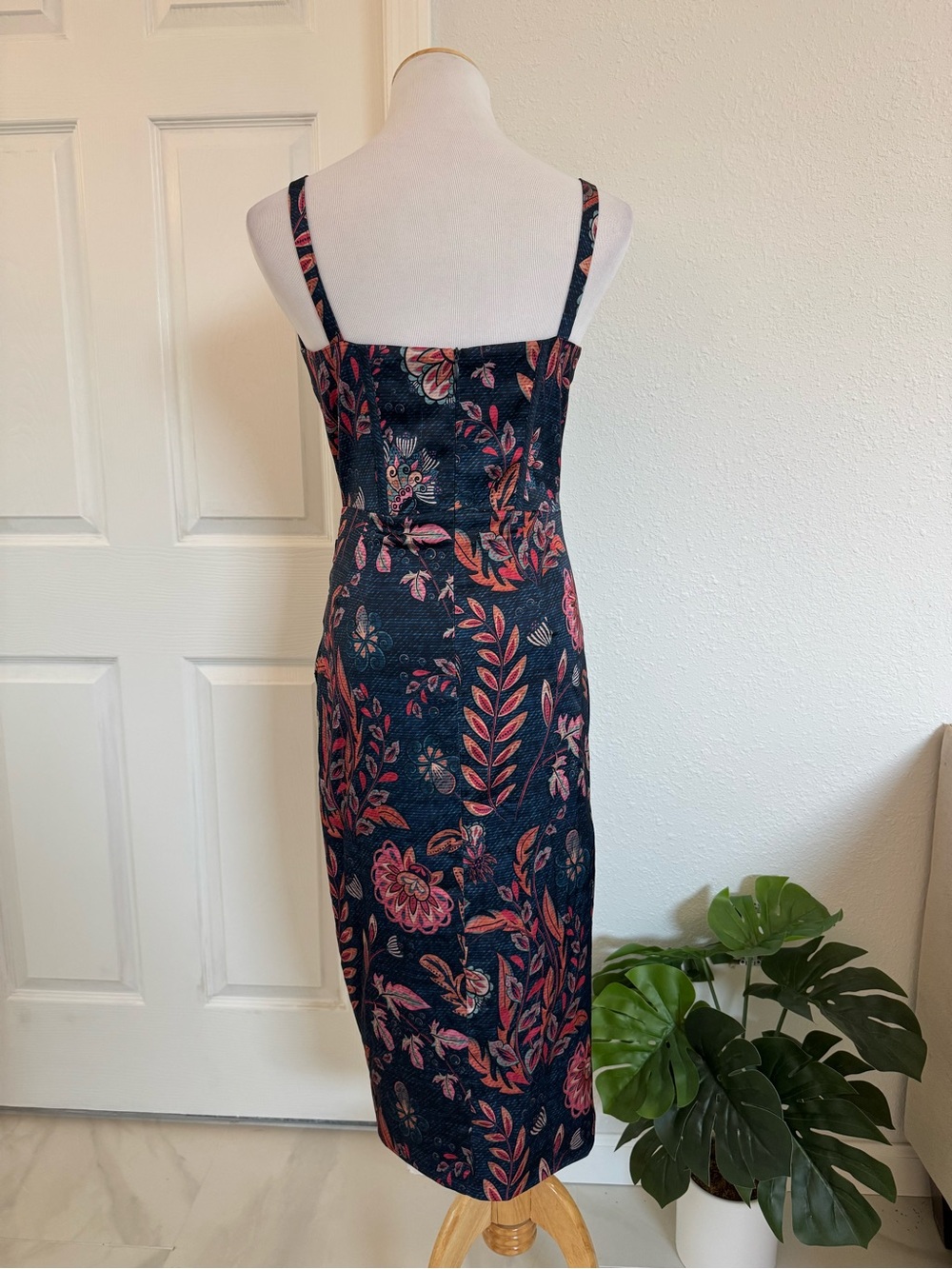 NWT Averie Halley Draped MIDI Dress S - Picture 2 of 9